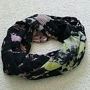 BCBGeneration floral scarf